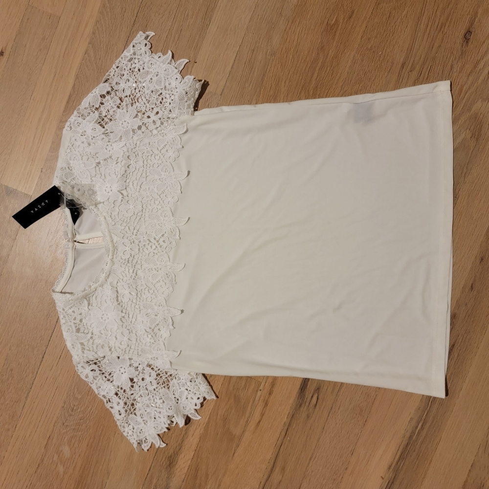 Laced t-shirt